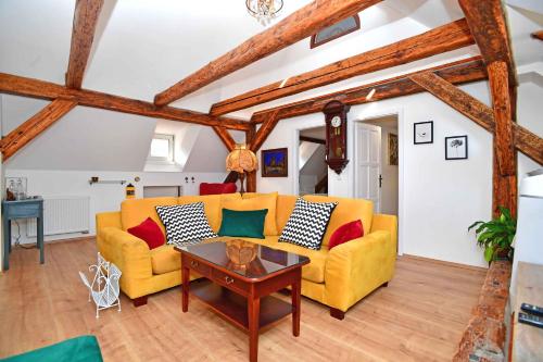 Romantic apartment under the Prague castle, Прага
