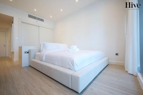 Stunning Studio Apartment in JLT near Metro - image 5