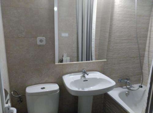 Hostal River