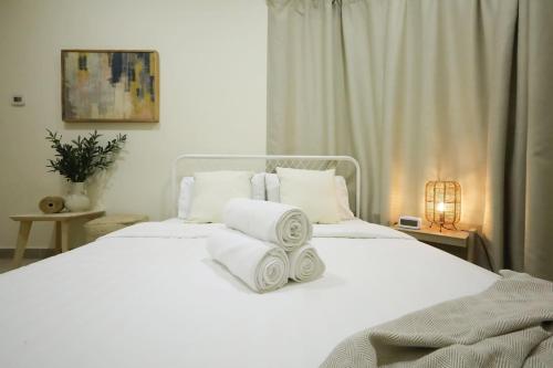 Cozy 1 Bedroom Apartment in JLT - image 6