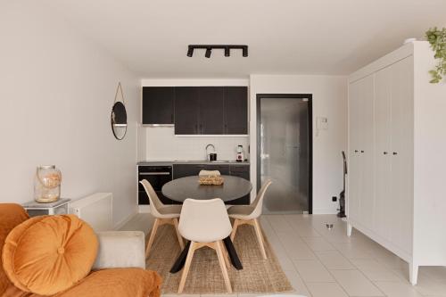 Apartment image 10