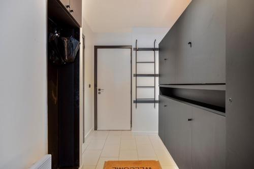 Apartment image 6