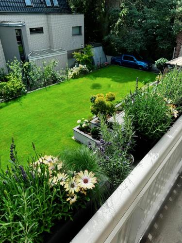 Garden Apartments 2