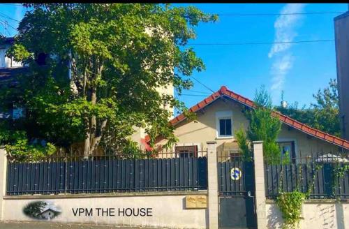 Votre Petite Maison - Location saisonnière - Bagneux