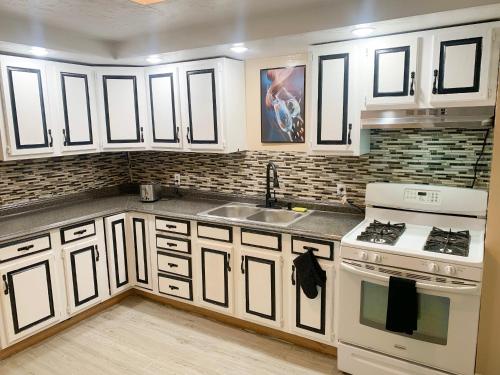 Kitchen, The Freedom HOME from HOME in New Bedford (MA)