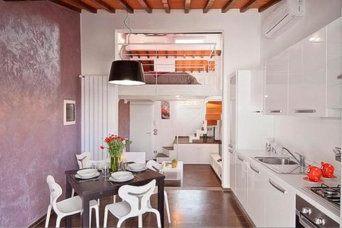 Apartments Florence - San Gallo Suite VII with balcony - image 6
