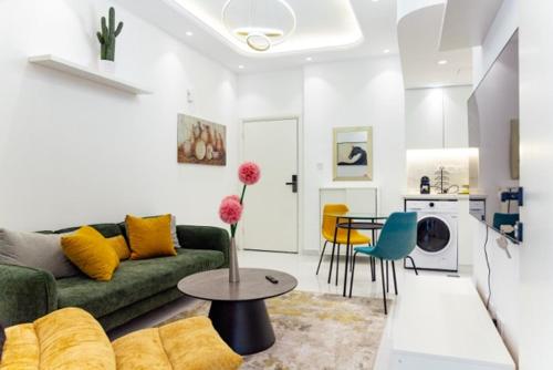 Dubai Marina - 1BHK Modish Apartment, Dubái