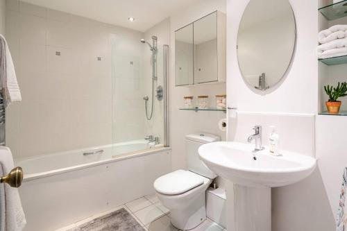 Lovely 4 Bedroom House in Central Bath, Bath (foto 6)