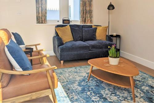 No2 Old Station's Masters House No2 Old Station's Masters House