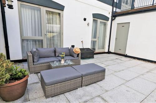 No2 Old Station's Masters House No2 Old Station's Masters House