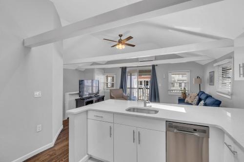 Welcome to Manasquan Beach 2 - Steps to the Sand in Manasquan (NJ)