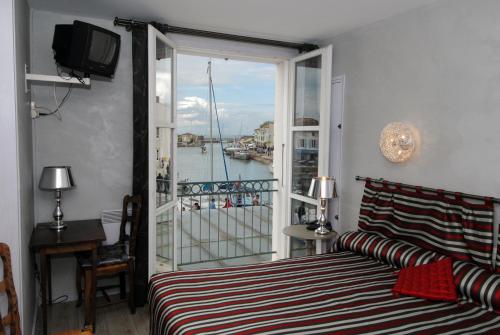 hotel photo