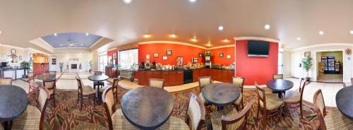 Americas Best Value Inn Lubbock East - image 3