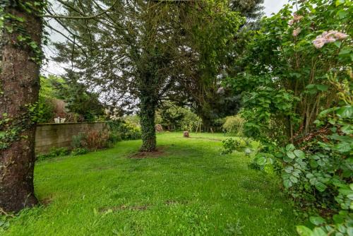 Kert, Suisse Normande Refuge - Maison à la campagne 6p (Suisse Normande Refuge - Maison a la campagne 6p) in Amayé-sur-Orne