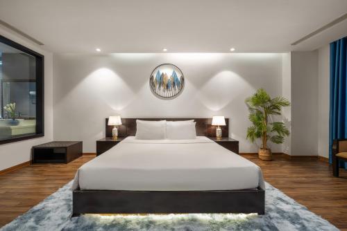 Studio Apartment image 10