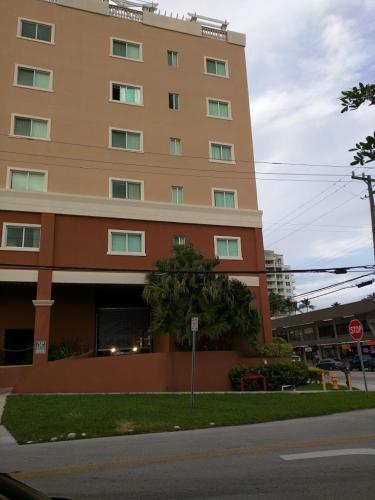 Miami Coral Gables Apartment - image 3