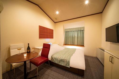 room detail thumbnail 1