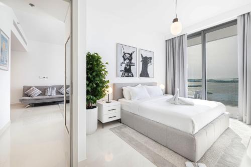 LUX Spacious 1 BR - Beachfront and Seaview, Dubaj (fotografie 3)