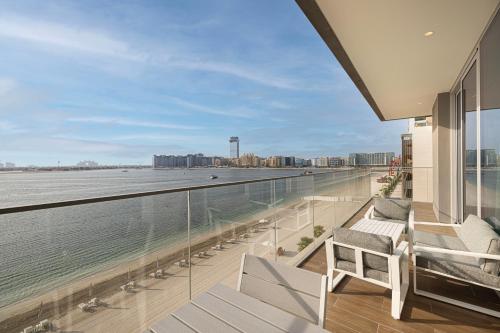 LUX Spacious 1 BR - Beachfront and Seaview, Dubaj (fotografie 7)
