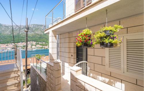 Beautiful Apartment In Sustjepan