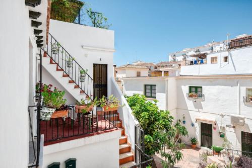 Apartment with Balcony image 9