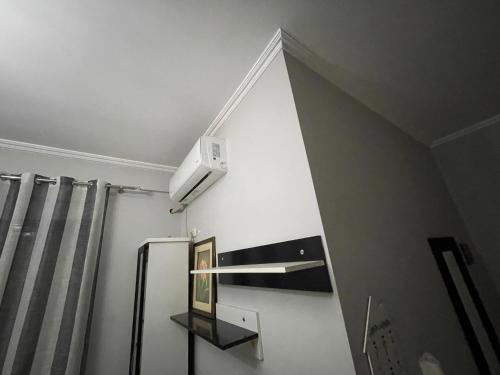 Airport & Terminal Comfort Apartment - image 3