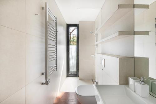 Apartment image 10