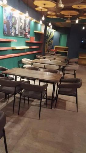 Hotel Holiday Lahore in Lahore