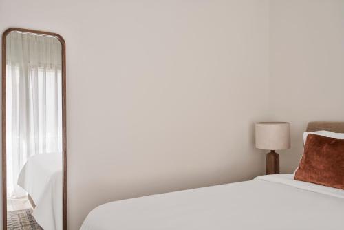 Sunny and Comfy Apartment in kolonaki, Athens