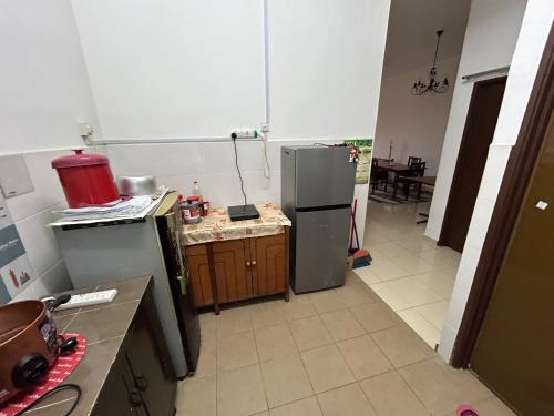 Kitchen, Homestay Cikgu D'Bestari in Bemban