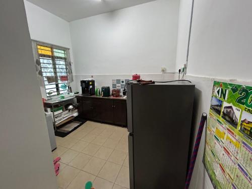 Kitchen, Homestay Cikgu D'Bestari in Bemban
