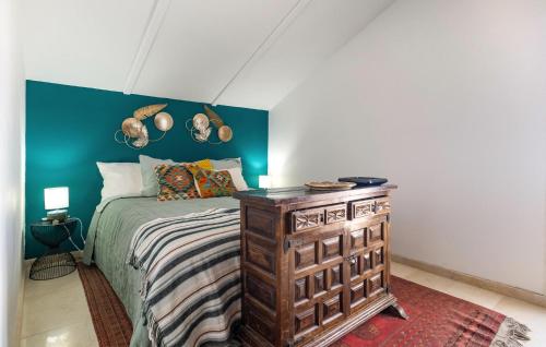 One-Bedroom Apartment image 3