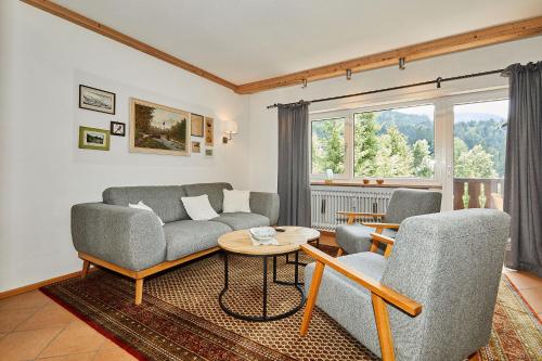 Ferienwohnung Allegra 679m von Chiemseestraße entfernt