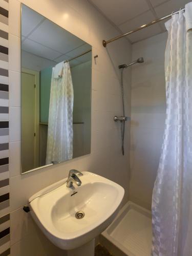 Studio with Garden View (2 Adults) image 3