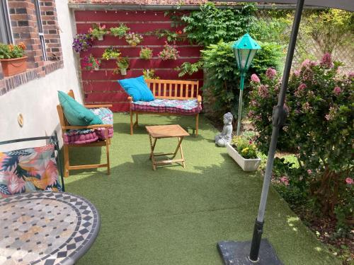 la detente de neuilly in Cheny