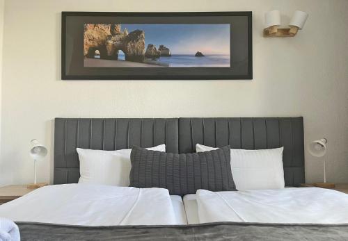 Double Room image 7