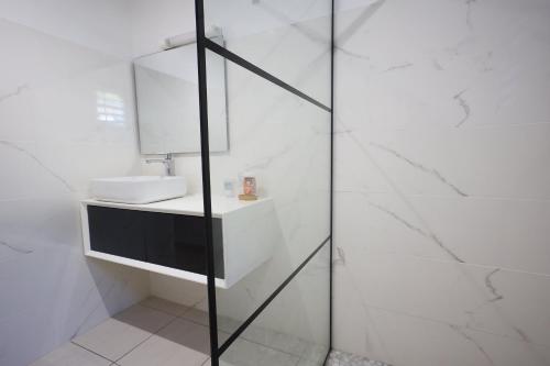 Magnifique bas de villa Émeraude (Magnifique bas de villa Emeraude) in Le Francois