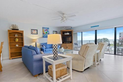 Errol-by-the-Sea 320 - Breathtaking ocean and pool views in Edgewater, Vereinigte Staaten von Amerika