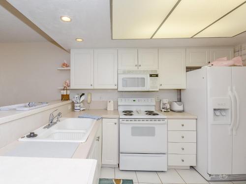 HA508 - Top floor 11 condo with beautiful ocean views, Edgewater (foto 3)