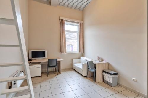 Budget Flats Leuven - image 12