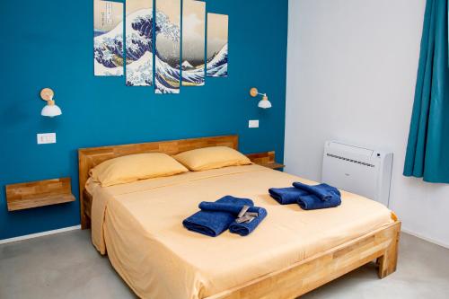 1 queen bed