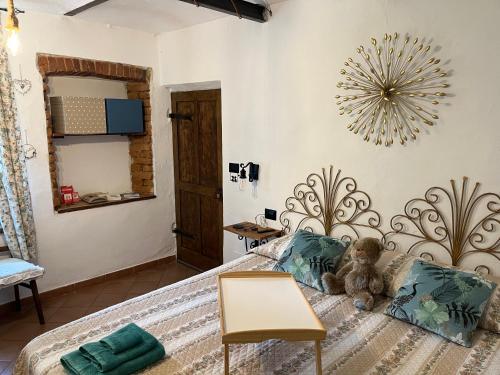 Camera Orchidea con bagno privato in Castellero