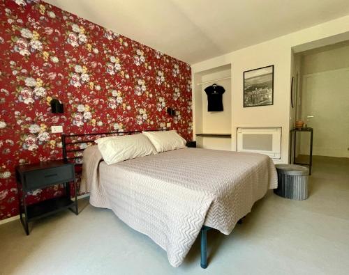 1 queen bed