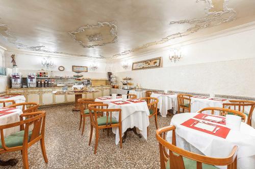 Hotel San Moisè - image 14