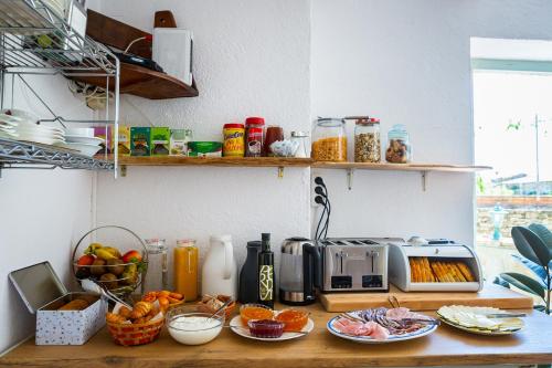 Ételek és italok, Turismo Rural Calaliu in Peratallada