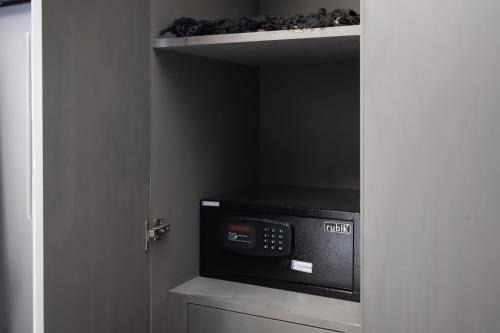 Luxury studio at JLT near metro, Dubaj (fotografie 9)