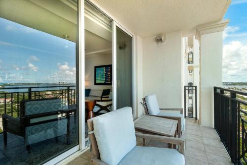 Palm Beach Singer Island Resort & Spa Luxury Suites in Riviera Beach, USA