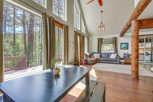 6 Mi to Mt Union Peaceful Cabin with Deck in Mayer