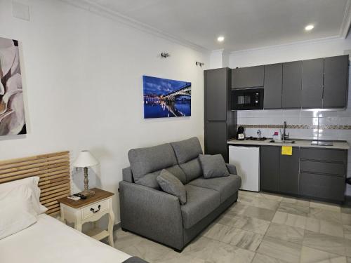 Apartamentos Los Angeles - image 2