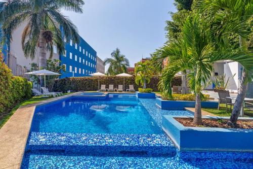 مسبح, One Cuernavaca in Delicias